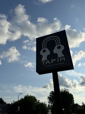 TAP IN Kitchen & Cocktails by null