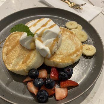 Hanabusa Cafe - Earl grey sea salt caramel pancakes - Pancakes Near Me - Chicago, Illinois Hanabusa Cafe - Earl grey sea salt caramel pancakes - Pancakes Near Me - Chicago, Illinois