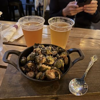 Parlor Pizza Bar - River North - Pizza Near Me - Chicago, Illinois Parlor Pizza Bar - River North - Pizza Near Me - Chicago, Illinois