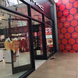 MAC Cosmetics