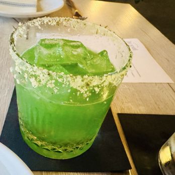 Brick Fire Tavern - Green River Passport (2nd time version that I didn't care for and had it replaced with wine) - Pizza Near Me - Honolulu, Hawaii