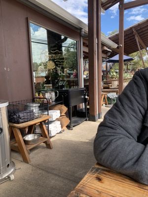 Community Pizza & Beer Garden by null