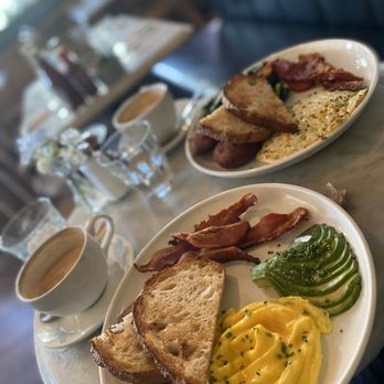 Five Leaves - Big Breakkie - New American Near Me - Brooklyn, New York Five Leaves - Big Breakkie - New American Near Me - Brooklyn, New York