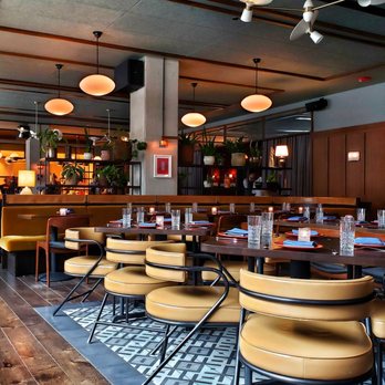 Cira - Dining room - Mediterranean Near Me - Chicago, Illinois