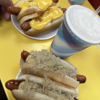 Gray's Papaya - 2x Cheese & Onions + 2x Mustard & Sauerkraut w/ Pina Colada - Hot Dogs Near Me - New York, New York