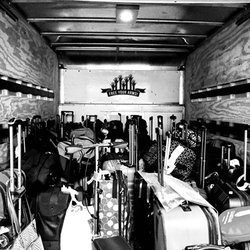 Free Your Arms - 100 bags or more, no problem. Call us for special group rates.