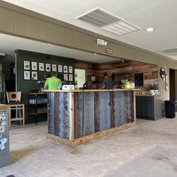 The Green Frog Brewery & Tasting Room - Bar Area