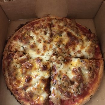 Gallagher's Pub & Eatery - Italian sausage pizza - Irish Pub Near Me - Indianapolis, Indiana