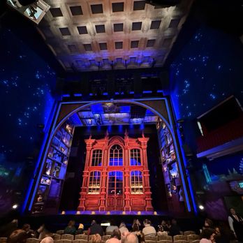 Savoy Theatre - Performing Arts Near Me - London, XGL Savoy Theatre - Performing Arts Near Me - London, XGL