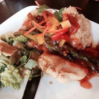 Thai Orchid Room - Mahi-Mahi fish with a tomato mango sauce. REALLY GOOD! - Thai Near Me - Medicine Hat, Alberta Thai Orchid Room - Mahi-Mahi fish with a tomato mango sauce. REALLY GOOD! - Thai Near Me - Medicine Hat, Alberta