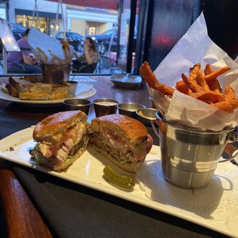 Thunder Burger & Bar - Burgers Near Me - Washington, DC, District of Columbia Thunder Burger & Bar - Burgers Near Me - Washington, DC, District of Columbia