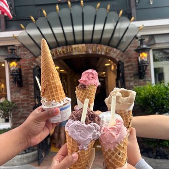 Gelato Paradiso - Ice Cream & Frozen Yogurt Near Me - Laguna Beach, California