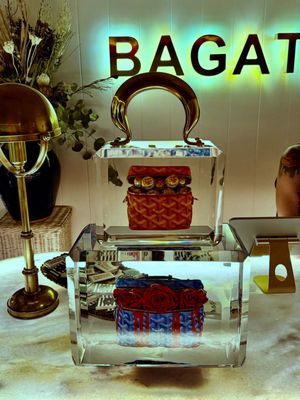 Bagatelle Miami River by null