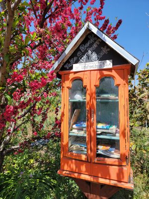 Huerta Del Valle by null