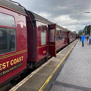 Jacobite Steam Train - Gettin in our ride - Travel Services Near Me