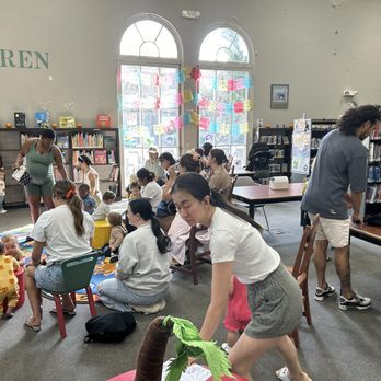 Wilshire Branch Library - Children's story hour - Libraries Near Me - Los Angeles, California Wilshire Branch Library - Children's story hour - Libraries Near Me - Los Angeles, California