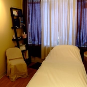 All Ways Well - mmm... cozy room - Acupuncture Near Me - La Center, Washington