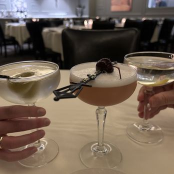 The Lexington - Dirty Martini (left) - American Near Me - Saint Paul, Minnesota The Lexington - Dirty Martini (left) - American Near Me - Saint Paul, Minnesota