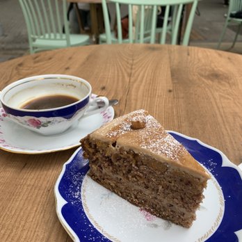 Ugot Bruncherie - Coffee & Tea Near Me - Barcelona, B Ugot Bruncherie - Coffee & Tea Near Me - Barcelona, B
