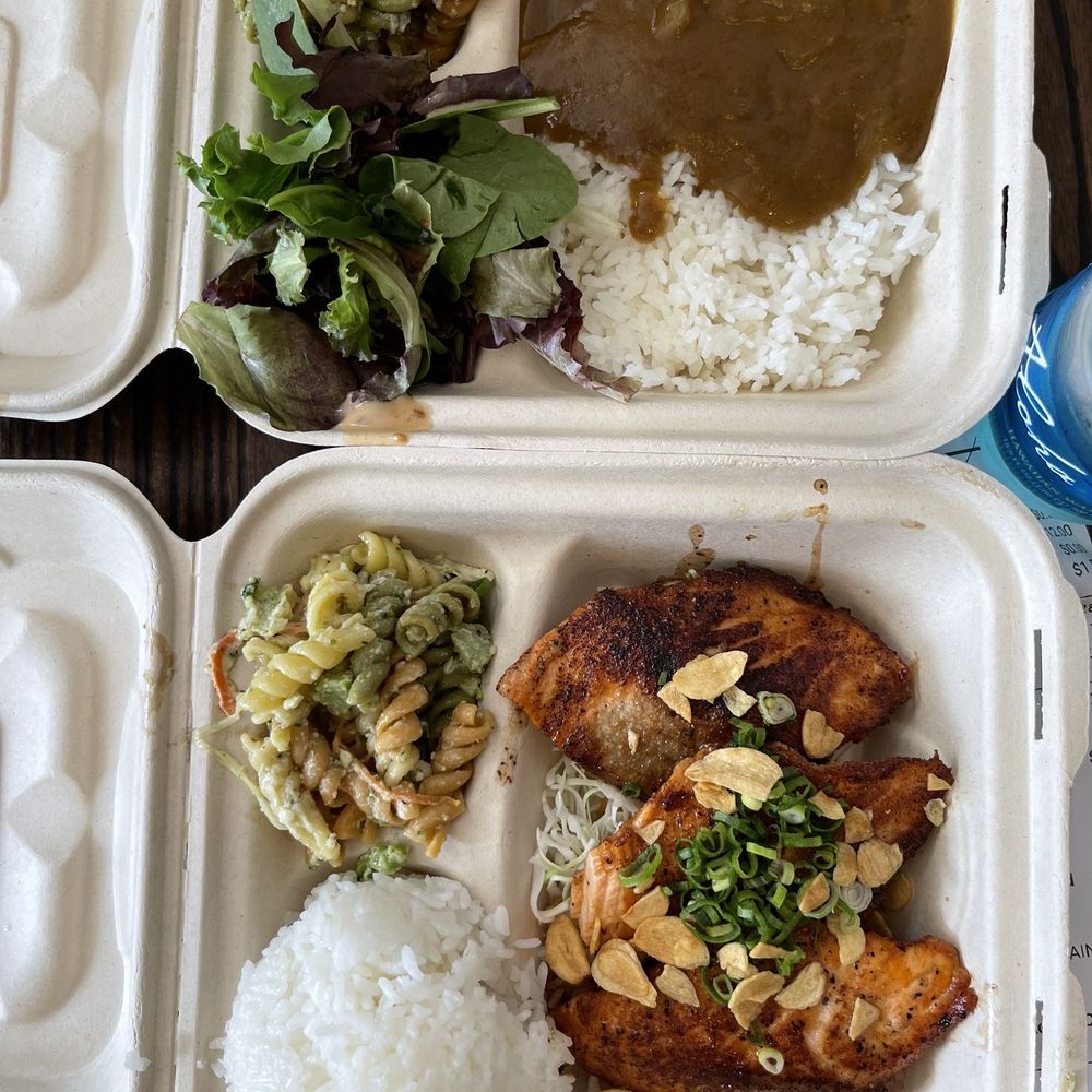 Pioneer Saloon - Garlic salmon was delicious and the curry was flavorful... we'll be back for sure!! - Japanese Near Me - Honolulu, Hawaii Pioneer Saloon - Garlic salmon was delicious and the curry was flavorful... we'll be back for sure!! - Japanese Near Me - Honolulu, Hawaii