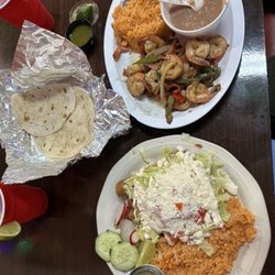Los Compadres Mexican Restaurant