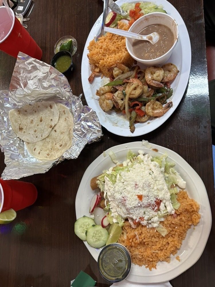 Los Compadres Mexican Restaurant