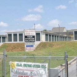 MS Gober Stor-All - Entrance to storage units
