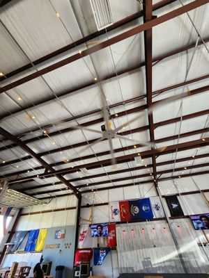 Rob Ray's Taproom by null