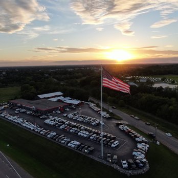 Minnesota Truck Headquarters - Auto Repair Near Me - St. Cloud, Minnesota