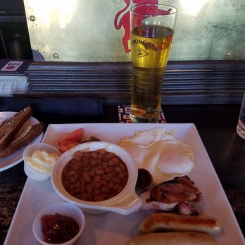 Red Lion Pub - Full English - Pubs Near Me - Milwaukee, Wisconsin