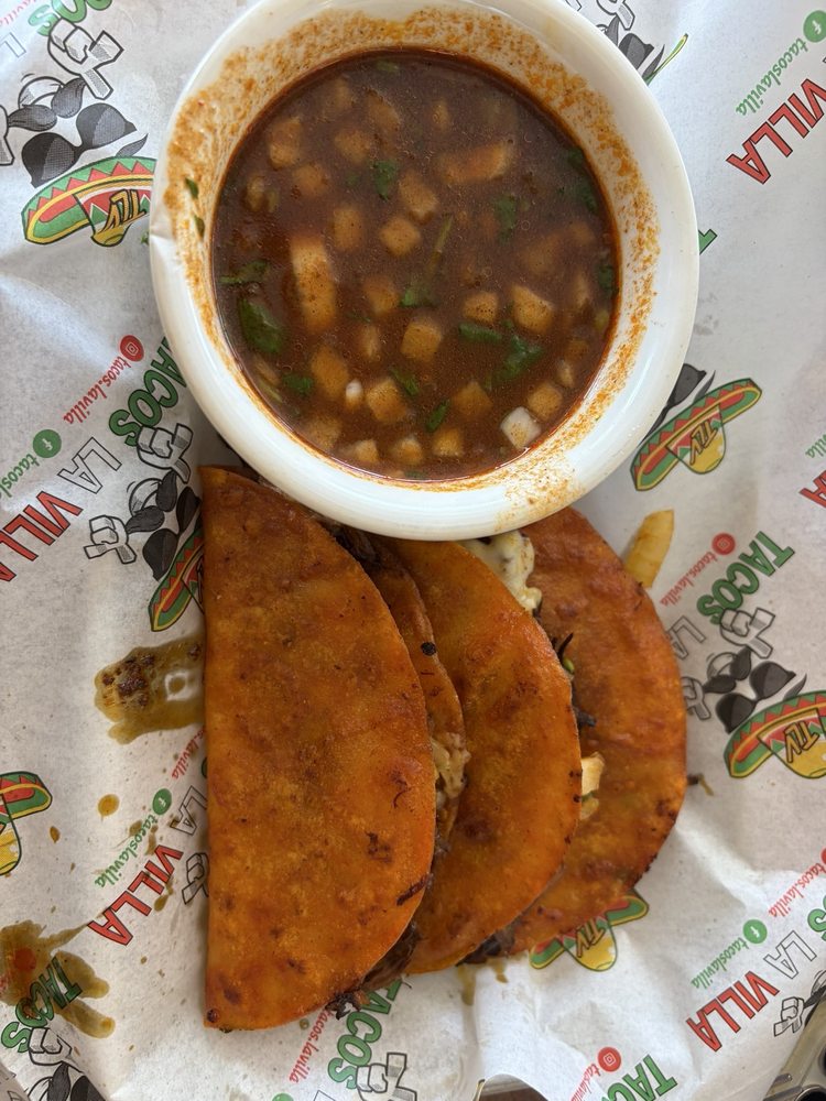 Tacos La Villa Cantina
