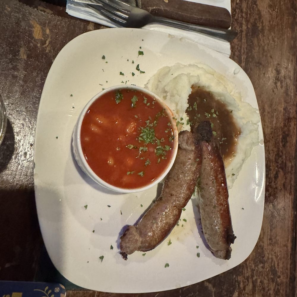 Ireland's 32 - Dive Bars Near Me - Van Nuys, California