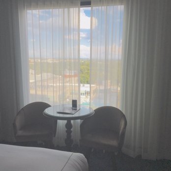 Hotel Van Zandt - Seating area with city view - Hotels Near Me - Austin, Texas Hotel Van Zandt - Seating area with city view - Hotels Near Me - Austin, Texas
