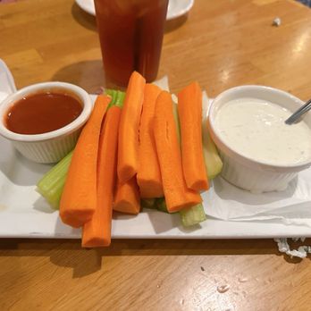 EJ's Pub - Bixby Knolls - Sports Bars Near Me - Long Beach, California