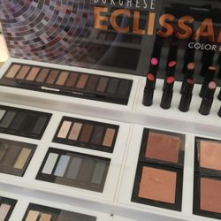 Misty Beauty - Borgueses make uo...love their eye shadows!!