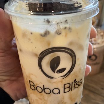 Boba Bliss - Chocolate Chip Puff Cream w/boba - Bubble Tea Near Me - Dublin, California Boba Bliss - Chocolate Chip Puff Cream w/boba - Bubble Tea Near Me - Dublin, California