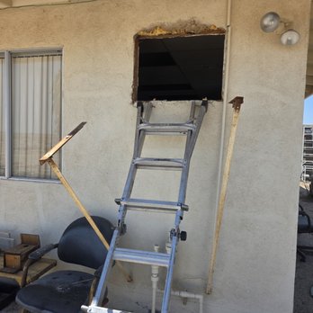 So-Cal Duct Brothers - Window/wall ac unit removal and install new - Air Duct Cleaning Near Me - Murrieta, California So-Cal Duct Brothers - Window/wall ac unit removal and install new - Air Duct Cleaning Near Me - Murrieta, California