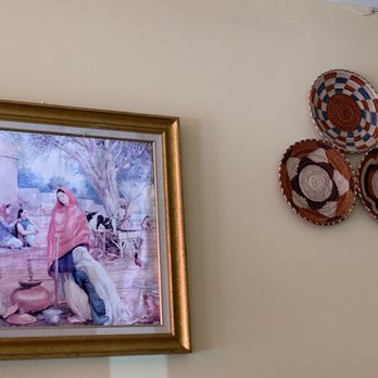 Sameem Afghan Restaurant - Decor in the restaurant - Afghan Near Me - Saint Louis, Missouri Sameem Afghan Restaurant - Decor in the restaurant - Afghan Near Me - Saint Louis, Missouri