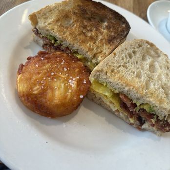 Threefold Cafe - Brekkie sanga - Breakfast & Brunch Near Me - Coral Gables, Florida Threefold Cafe - Brekkie sanga - Breakfast & Brunch Near Me - Coral Gables, Florida