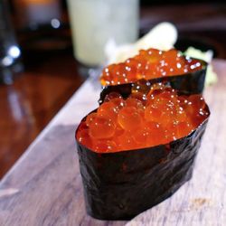 Ikura gunkan-maki