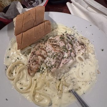 Max's Italian Restaurant & Pizzeria - Fettuccine Alfredo with grilled chicken - Pizza Near Me - Kill Devil Hills, North Carolina Max's Italian Restaurant & Pizzeria - Fettuccine Alfredo with grilled chicken - Pizza Near Me - Kill Devil Hills, North Carolina