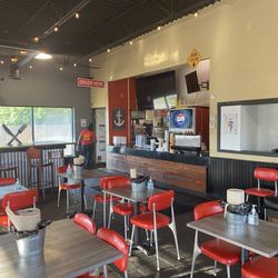 Bayou Jaq’s Seafood Shack - More seating