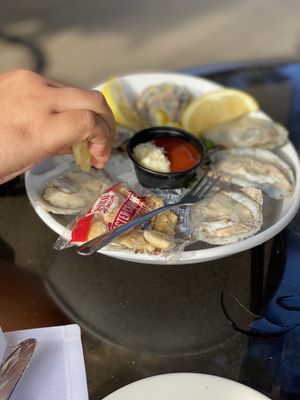 Anthony's Fish Grotto by null
