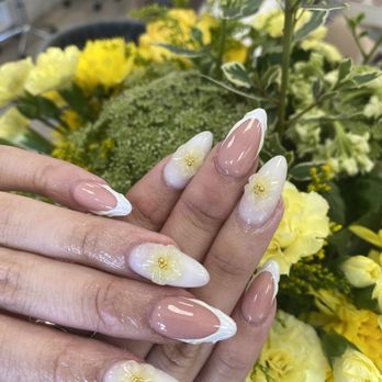 The Nail House - Acrylic set by Yeng - Nail Salons Near Me - Milpitas, California