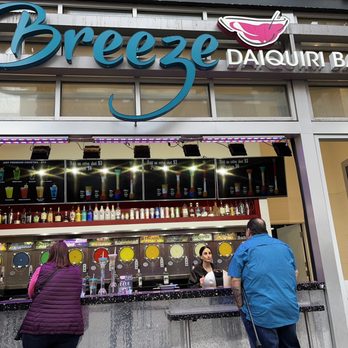 Breeze Daiquiri Bar - Cocktail Bars Near Me - Las Vegas, Nevada