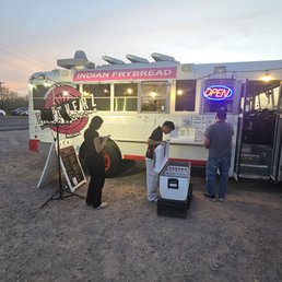 Had the combination red chili/bean fry bread taco.  Lots of meat and the chili was smooth, not grainy with a slight heat. Great!