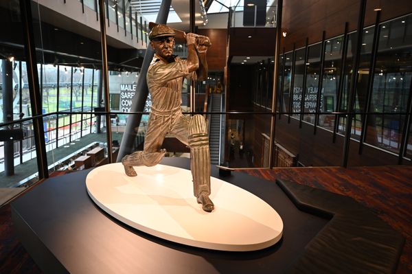 Melbourne Cricket Ground by null