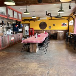 Cherry Red Roasters - Dinning area