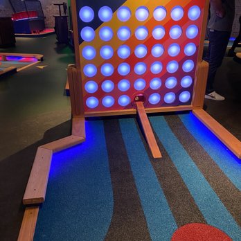 Puttshack - Miami - Course - Mini Golf Near Me - Miami, Florida