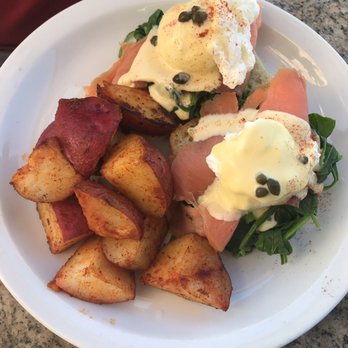 Fabiani's - Italian Near Me - Kihei, Hawaii